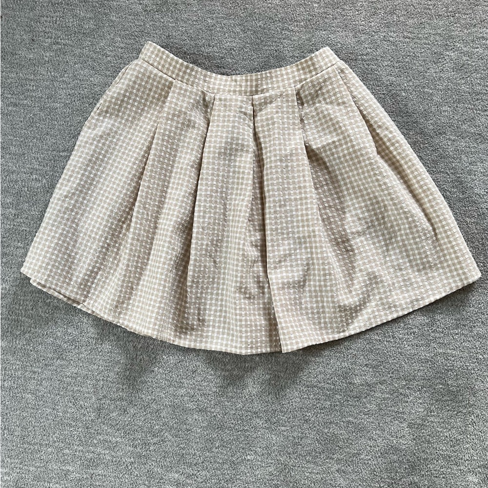 Lulu’s Tan/White Pleated Gingham Mini Skirt